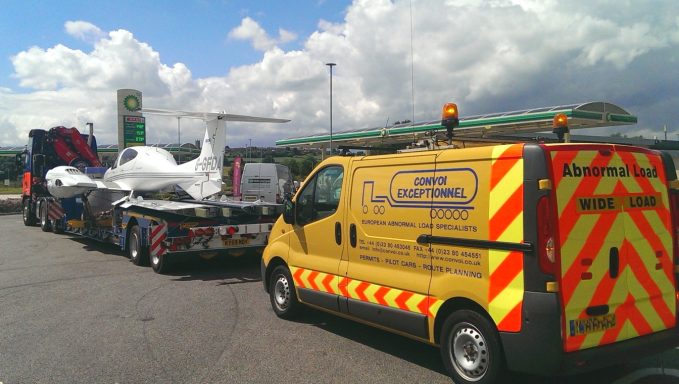 Convoi Exceptionnel Ltd | UK Escort Car Specification. Plane escort